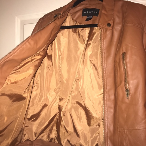 Tan leather jacket - Picture 3 of 5